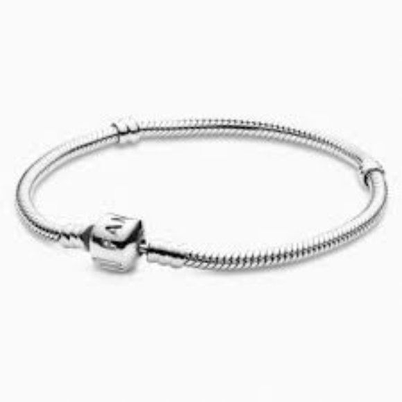 AUTHENTIC Pandora Bracelet 8 in - Picture 1 of 3